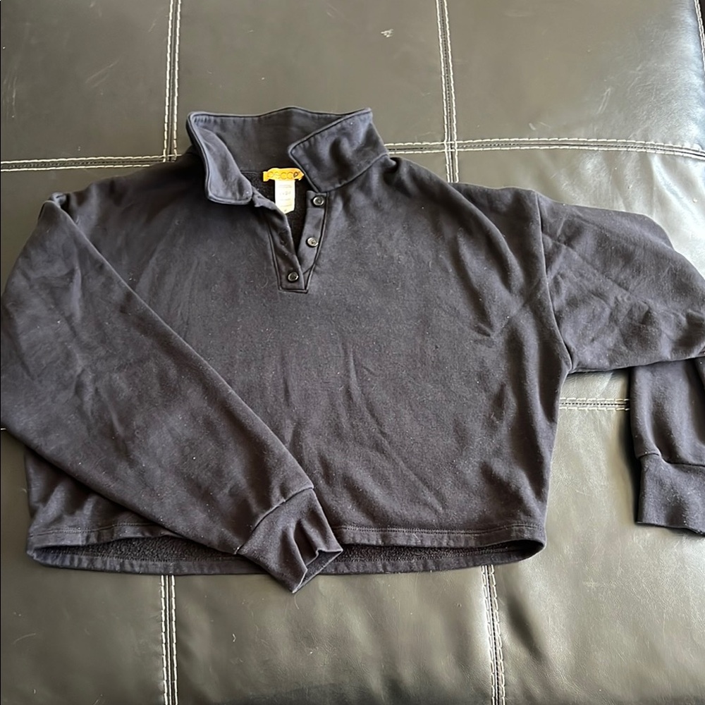 Men's Black Collared Sweater